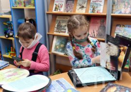 В Печенгском округе подвели итоги конкурса детской рукописной книги