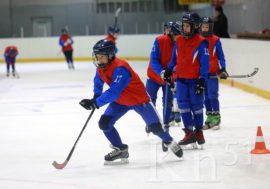 Кольская ГМК помогает юным хоккеистам Мончегорска с тренировочными сборами