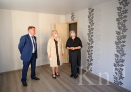 Более 11 миллионов рублей и три квартиры получила Печенгская ЦРБ от Кольской ГМК