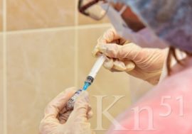 Кому в Мурманской области обязательно делать прививку от коронавируса?