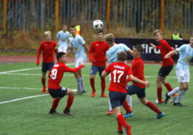 У юношеской команды Мончегорска по футболу остались игры на выезде