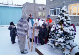 Новогодний квест: дошкольники помогли Деду Морозу