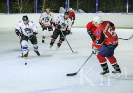Хоккеисты Печенгского округа посвятили игру Олегу Сивакову