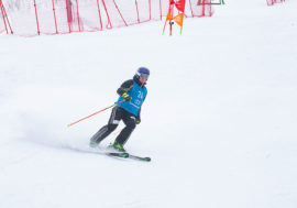 Мужчины и женщины Кольской ГМК встали на горные лыжи