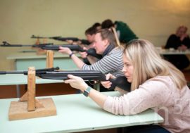 Женщины Кольской ГМК соревновались в стрельбе