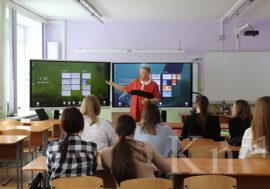 «Апгрейд»: педагогов Печенгского округа прокачивают технологически
