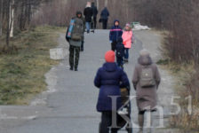 В Мурманской области новое пособие уже назначено 4200 юным северянам