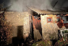 В Корзуново сгорел дом