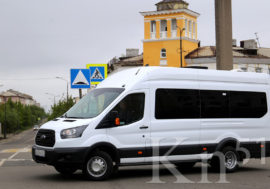 В Мурманской области появятся 15 новых «скорых» и 9 школьных автобусов