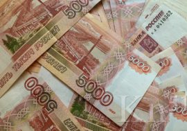Жители Мурманской области все чаще платят по безналу