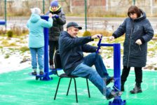 Игры и спорт объединили молодых и пожилых мончегорцев
