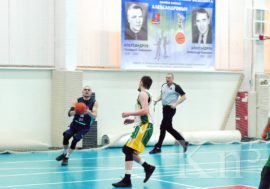 В Мончегорске состоялся ветеранский турнир по баскетболу