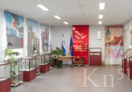 Музей Печенгского округа помогает школьному музею в Заполярном