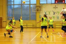 Спартакиада КГМК по волейболу среди женщин стартовала