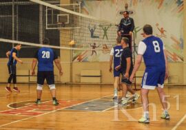 Спартакиада КГМК: в Мончегорске начались соревнования по волейболу среди мужчин