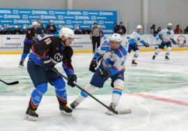 Корпоративный турнир «Норникеля» по хоккею с шайбой: свою первую игру сборная КГМК выиграла