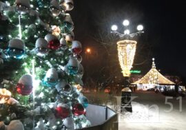 Подопечные Мончегорского дома-интерната отправились в новогодний вояж по Мурманску
