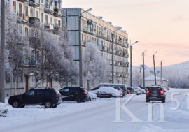 Почти 700 нарушителей правил парковки привлекли к ответственности в Мурманской области
